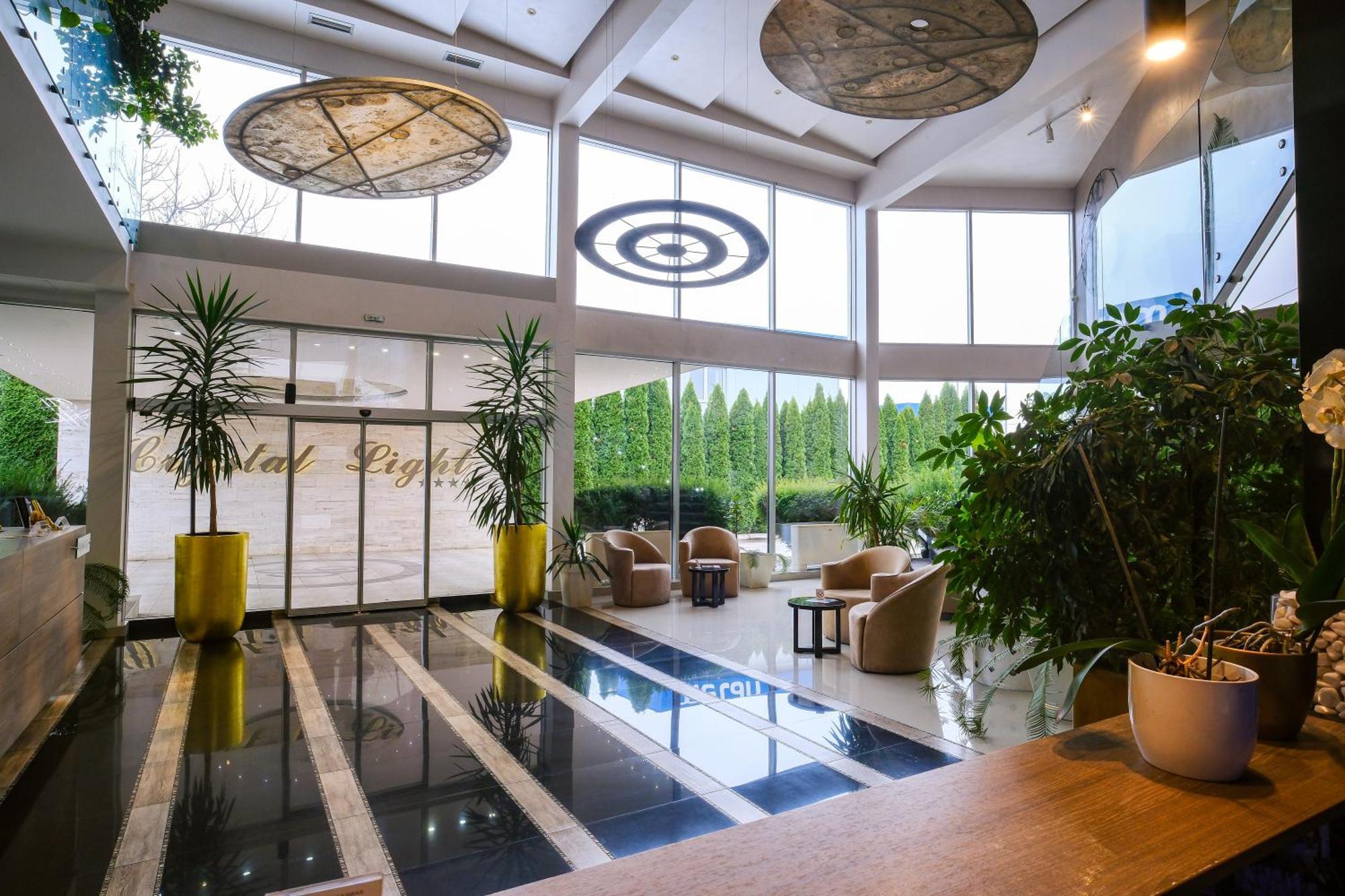 Hotel Crystal Light Nis Luaran gambar