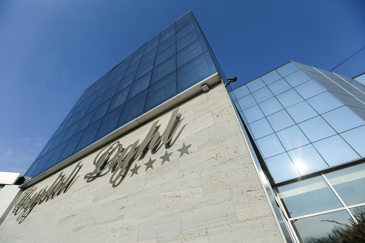 Hotel Crystal Light Nis Luaran gambar