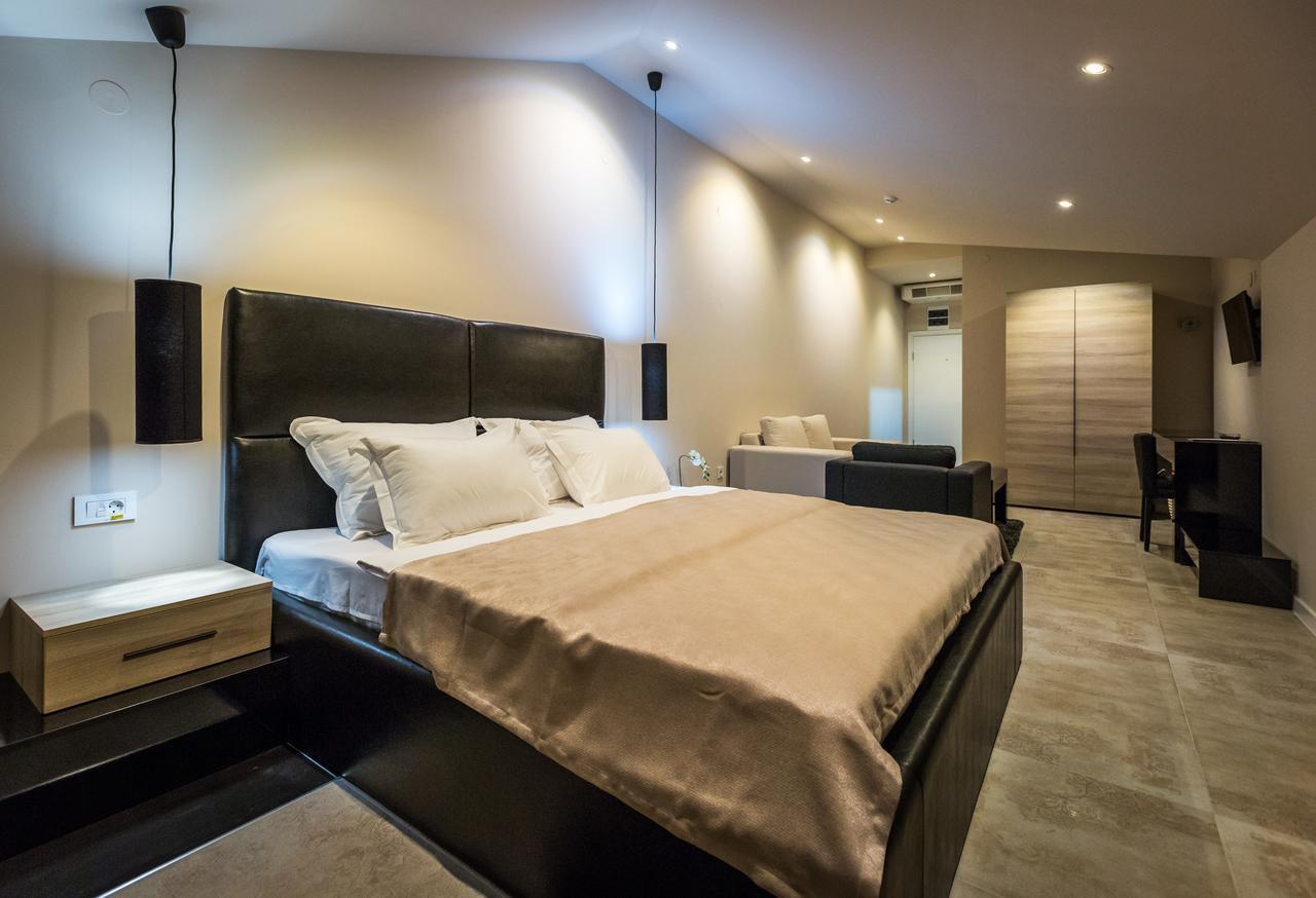 Hotel Crystal Light Nis Luaran gambar